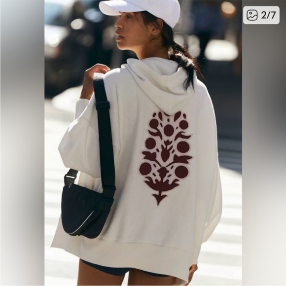 FP Movement Sprint To The Finish Logo Hoodie Size XS - Picture 2 of 7